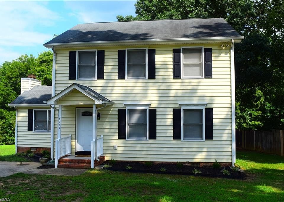 1st image of 3221 S Elm Eugene St