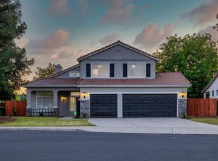 872 Filbert Ave, Clovis, CA 93611