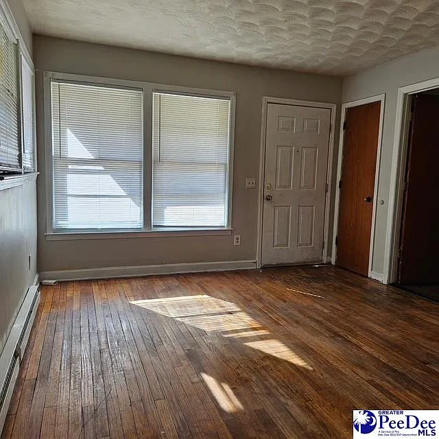 605 Howard Street - 1 — Photo 2