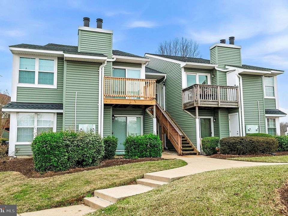 1st image of 8610 Beekman Pl #10D