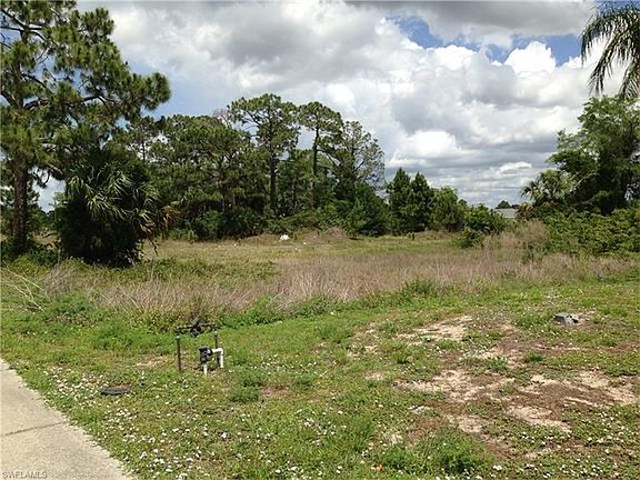 4th image of 4622 Lee Blvd