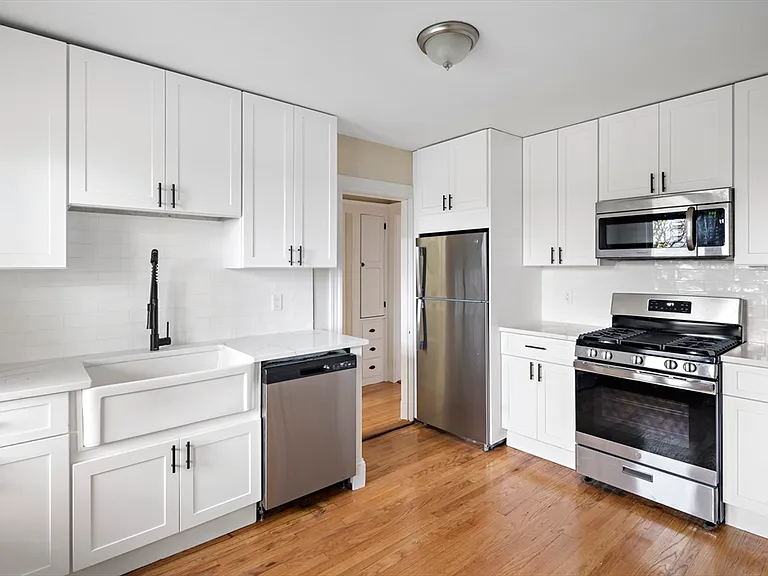23 Thelma Rd #2 — Photo 1