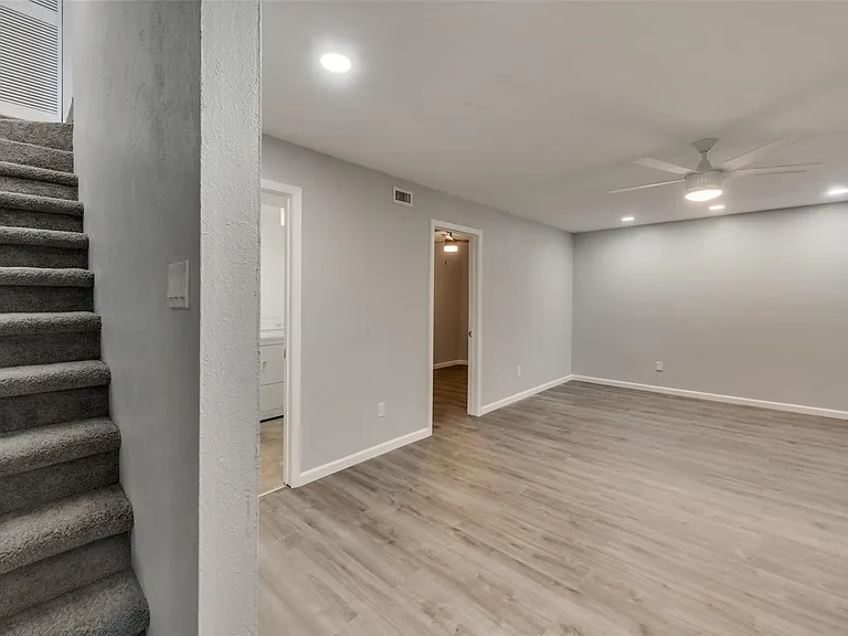 2652 Custer Pkwy — Photo 17
