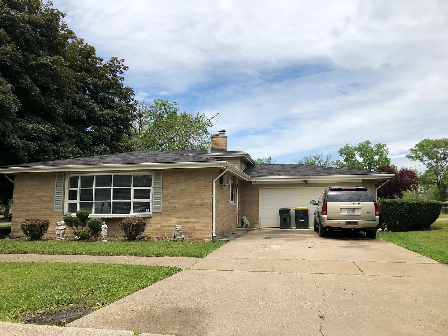 3504 177th St photo 1
