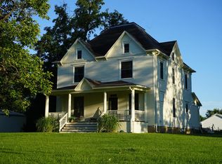 704 W Cooper St, Madison, MO 65263