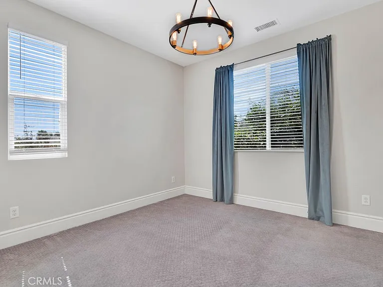 9611 Baden Ave — Photo 34