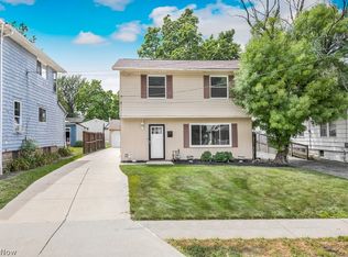 1708 Robindale St, Wickliffe, OH 44092