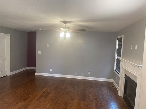 4th image of 2354 Danbury Dr