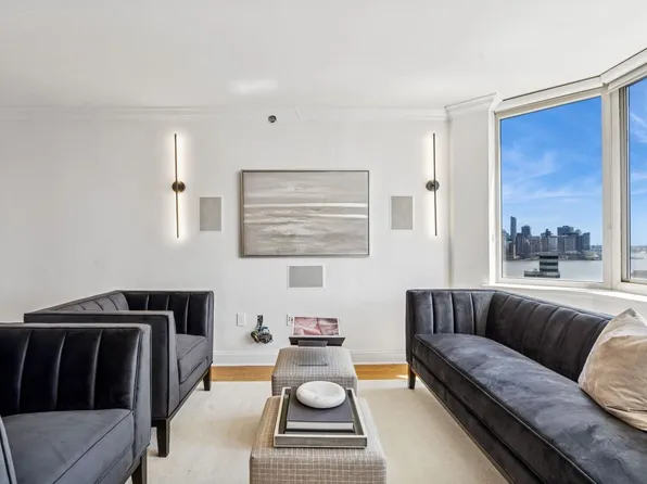 1 2nd Street image 1 of 24