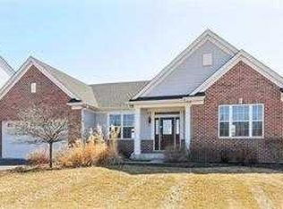 2318 Serenity Ln, Wauconda, IL 60084