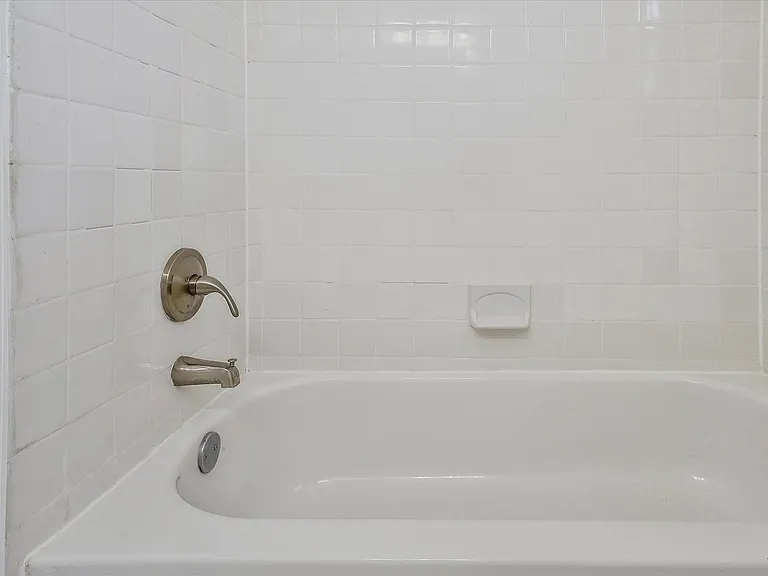 1244 Savannah Pl SE #B — Photo 10