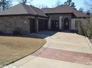 8011 Kanis Pines Dr, Little Rock, AR 72204