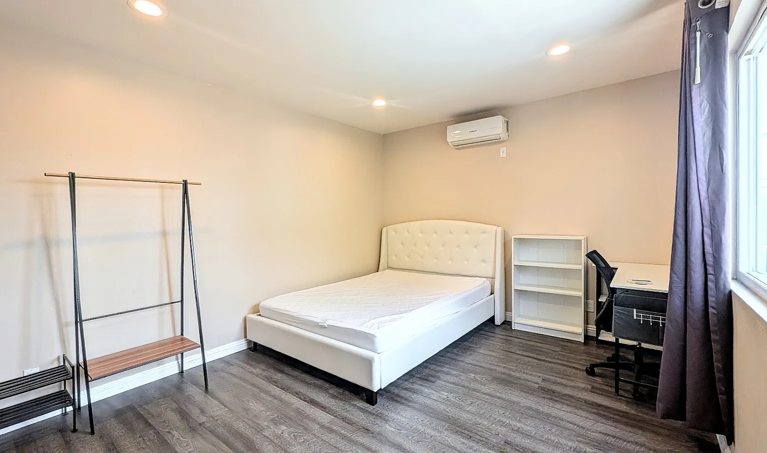 4 bed, 1350 sqft, $1,125 — Photo 1