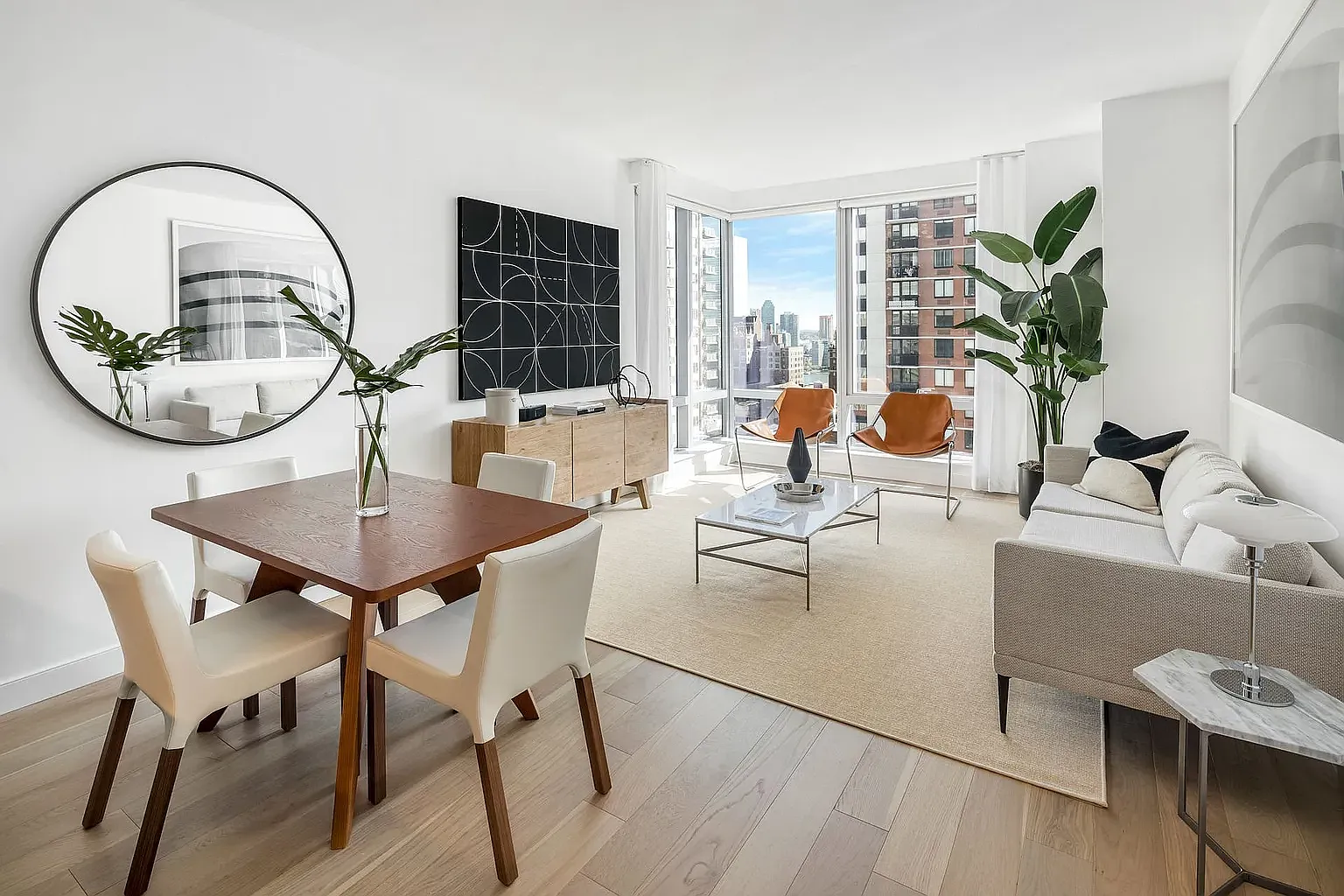 225 East 39th Street — Photo 1
