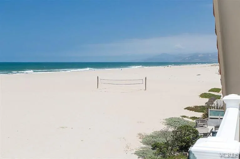 4025 Ocean Dr — Photo 12