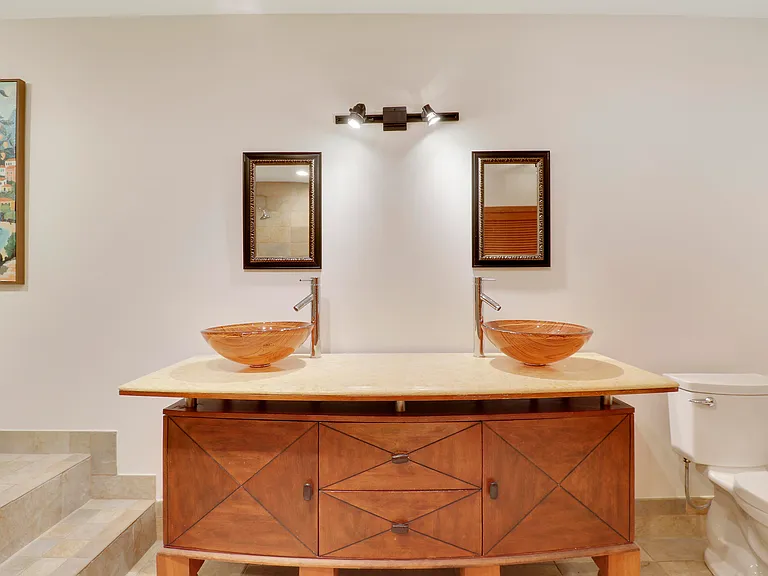 109 Seashore Dr — Photo 20