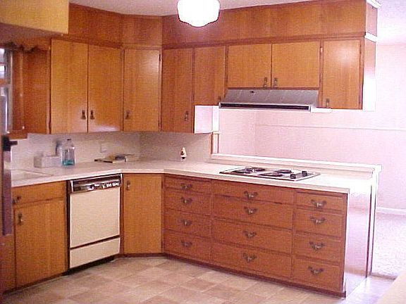 3rd image of 1211 Avenue G
