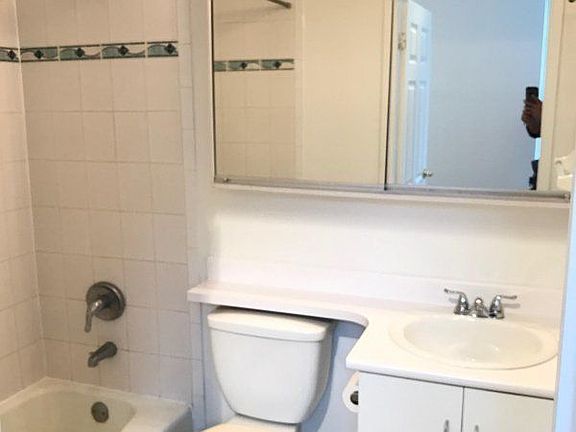 4th image of 469 W 153rd St APT 4a