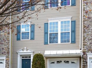 6 Eagle Ln, Delanco, NJ 08075