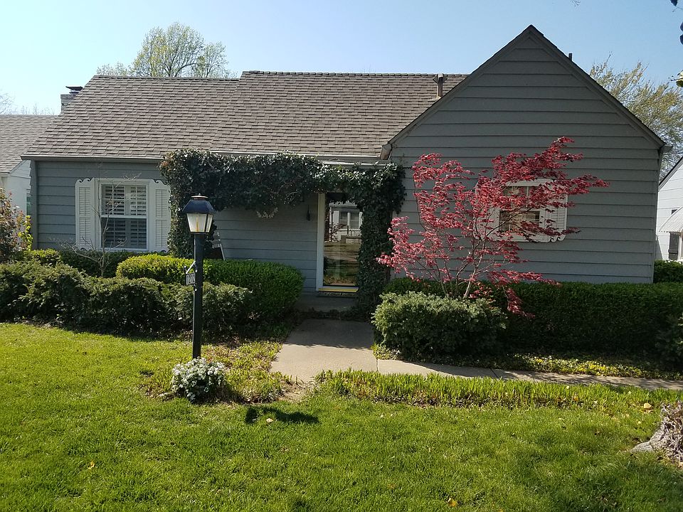 1st image of 1212 S Richmond Ave