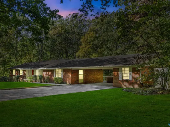 104 Wilks Dr E, Fort Payne, AL 35967