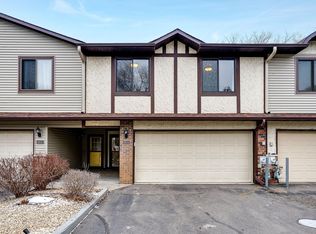 8834 N Maplebrook Ct, Brooklyn Park, MN 55445