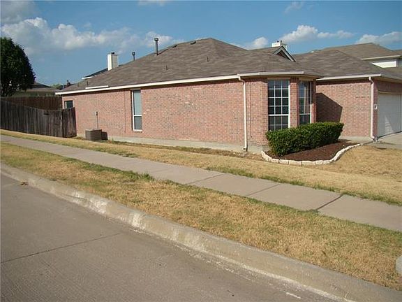 3rd image of 5620 Cottage Dr