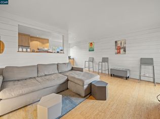 2327 10th St APT 4, Berkeley, CA 94710