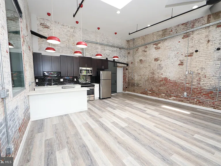 3450 J St #124 — Photo 2