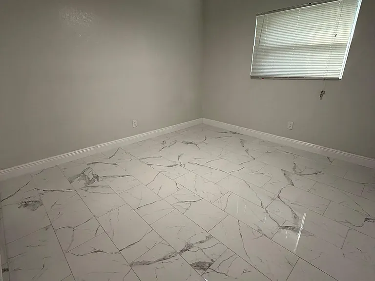 1372 Pierce St #1372 — Photo 6
