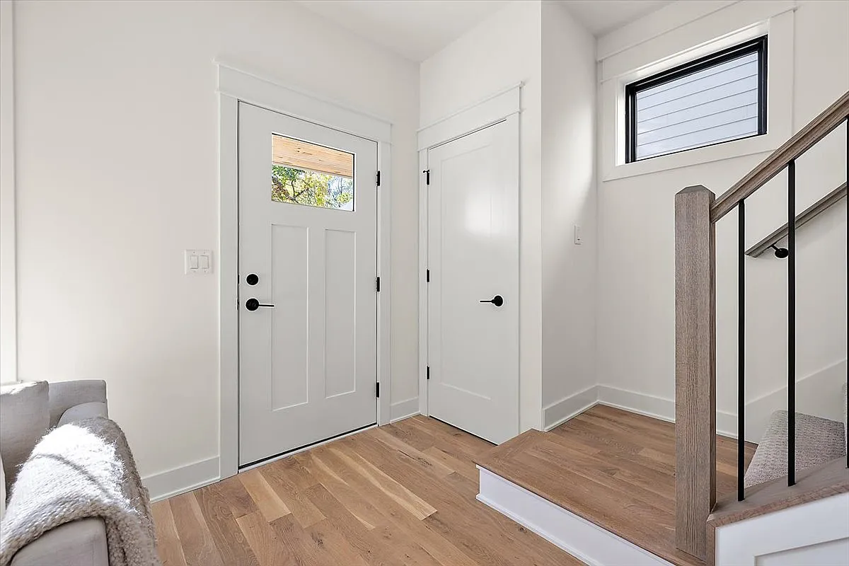 2 bed, 2.5 bath, 1773 sqft, $3,750 — Photo 3