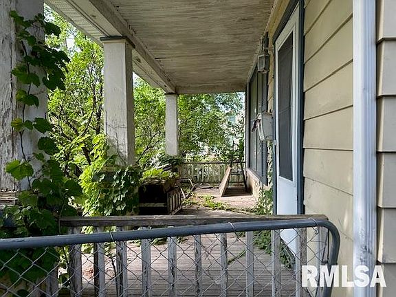 2nd image of 1329 Marquette St