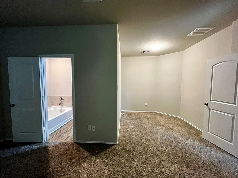 5443 Redwood Summit Ln — Photo 13