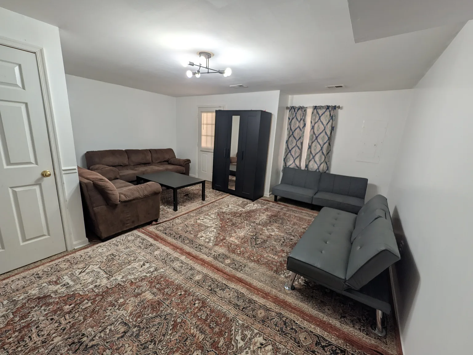 5248 Spring Branch Blvd — Photo 2