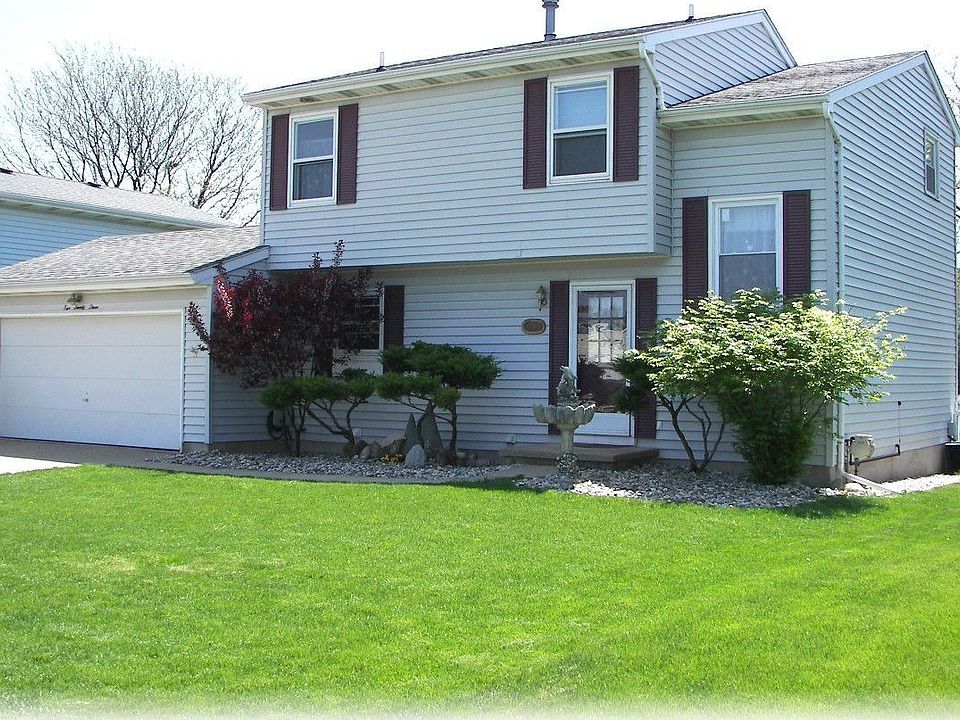 1st image of 523 Jade Dr