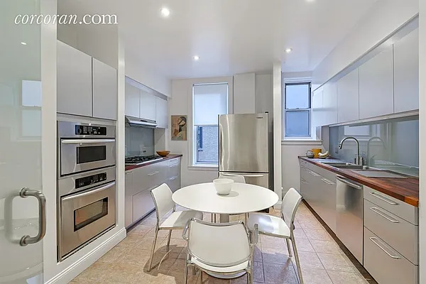 Sold by Corcoran | media 12