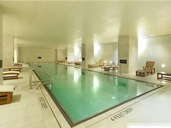 20 Pine Street image 10 of 17