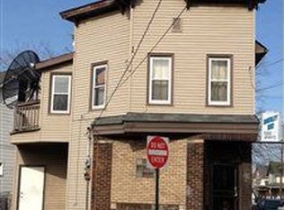 1104 Rowley Ave, Cleveland, OH 44109