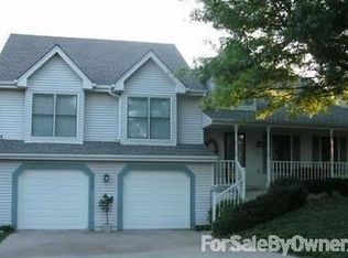 1002 E Sunset Cir, Olathe, KS 66061