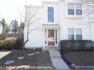 6118B Hoskins Hollow Cir, Centreville, VA 20121