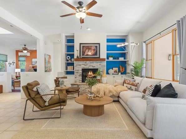 2172 Deer Trl, Los Alamos, NM 87544