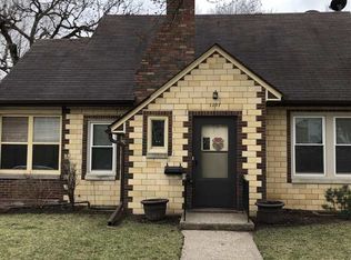 1257 Florence Ave, Clinton, IA 52732