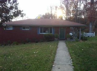 1020 Amherst Dr, Ashland, KY 41101