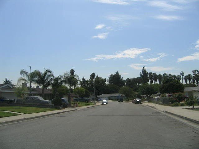 2nd image of 240 Roberts St
