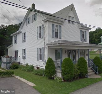 210 N Keystone St, Muir, PA, 17957