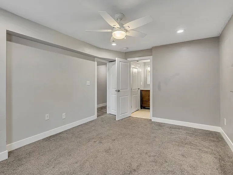 8847 S Mountain Vista Dr — Photo 23