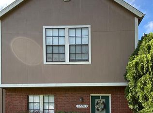 17283 Saturn Ln, Houston, TX 77058