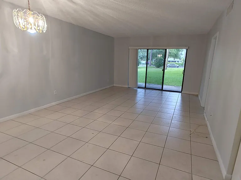 2513 S 17th St #102 — Photo 10