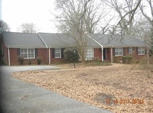 233 Pineville Rd, Spartanburg, SC 29307
