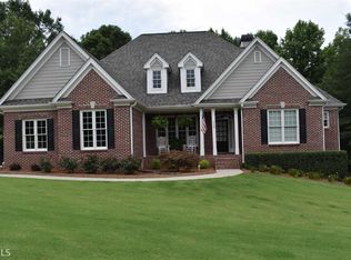 648 Hunting Hills Dr, Braselton, GA 30517
